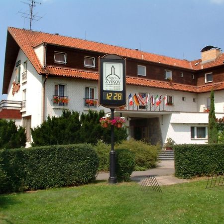 Resort Hotel Zvikov Звиковске Подгради Экстерьер фото