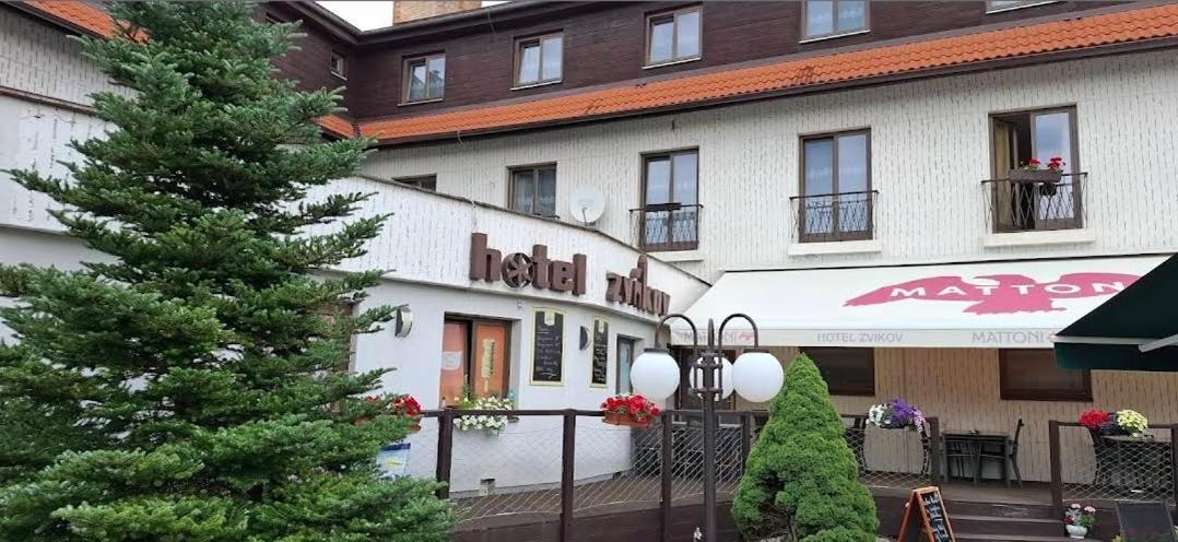 Resort Hotel Zvikov Звиковске Подгради Экстерьер фото