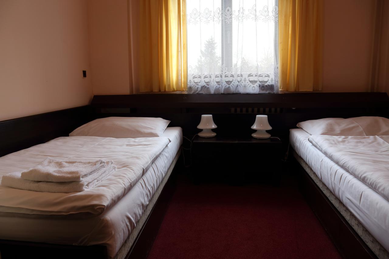 Resort Hotel Zvikov Звиковске Подгради Экстерьер фото